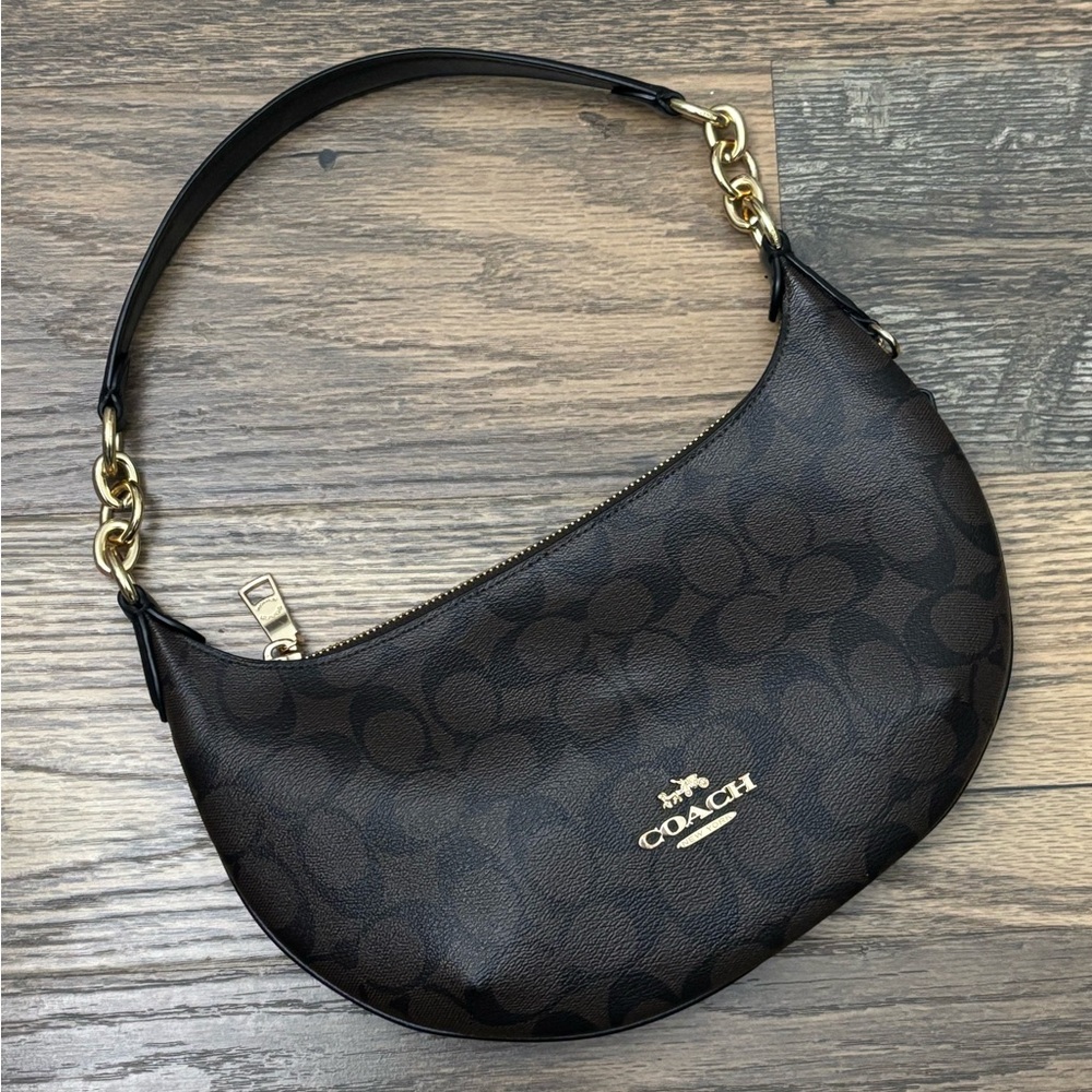 *Coach Payton Signature Canvas hobo bag CE620